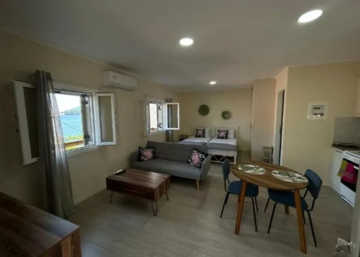 Semesterbostad Anmare Nidhrion